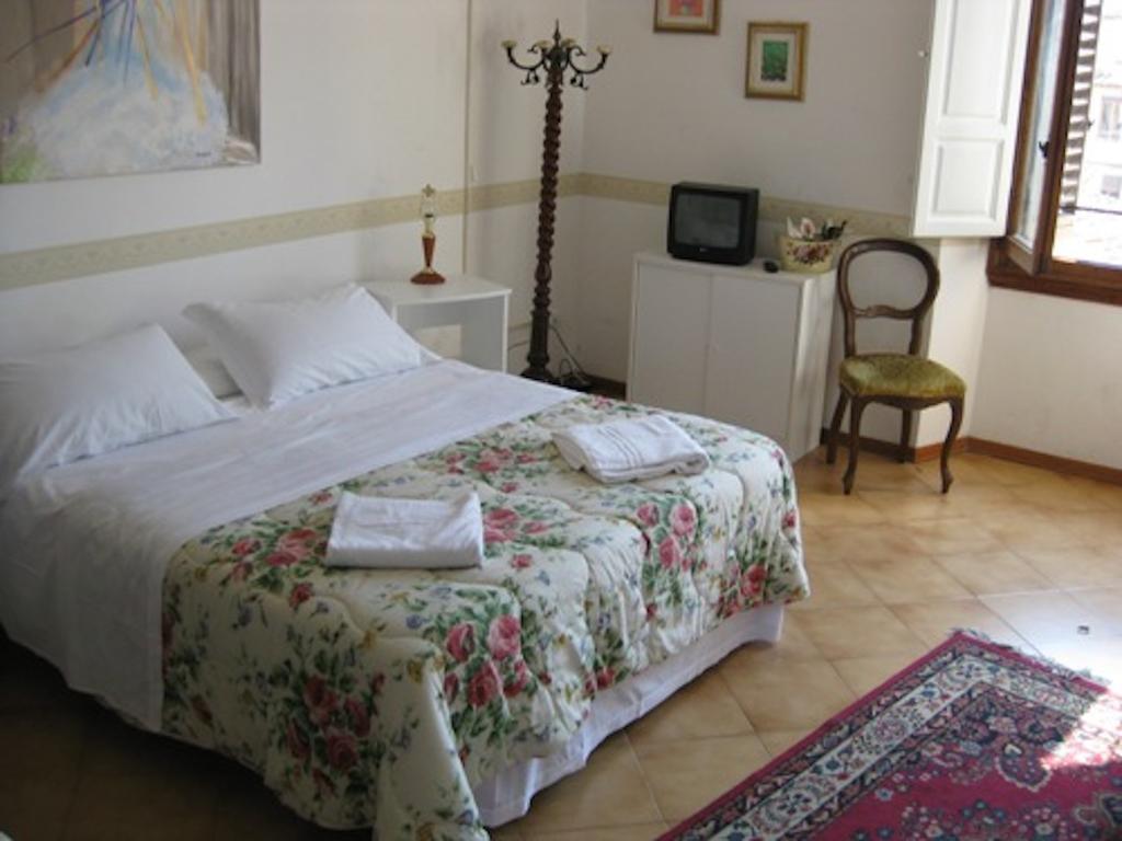 Hostel Veronique Florence Phòng bức ảnh